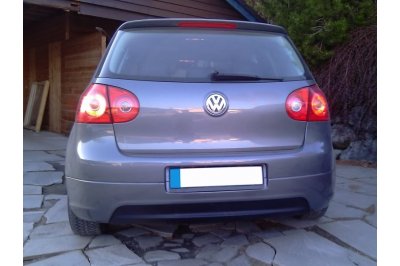 Накладка на задний бампер на Volkswagen Golf V GTI 30TH